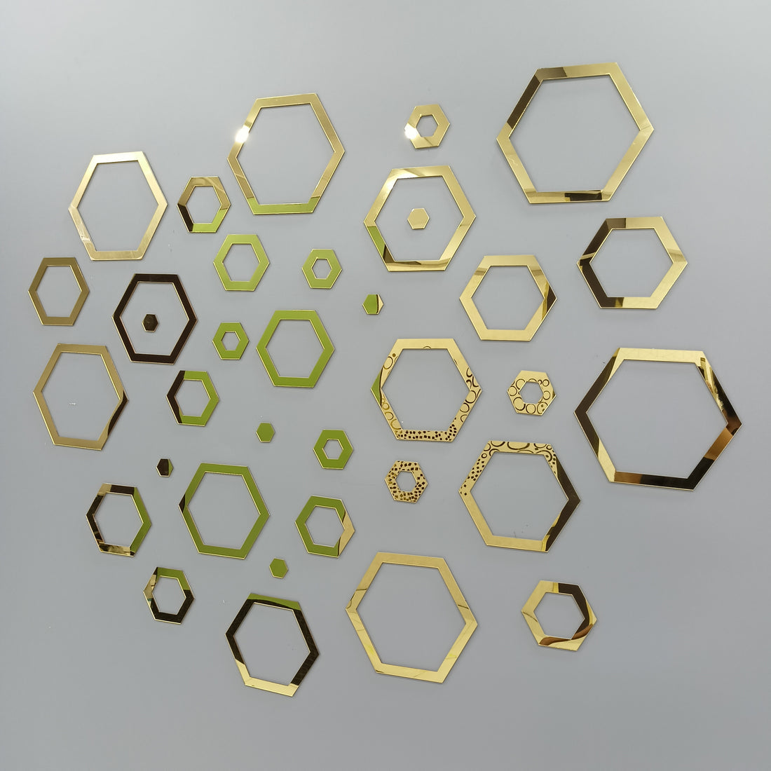 Acrylic Hexagon Ring Mirror Wall Decor