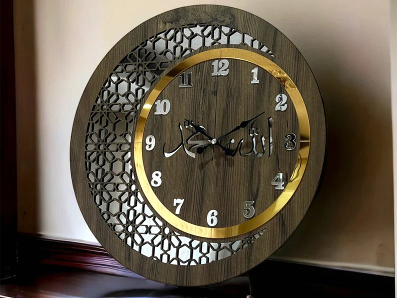 AM NEW 2C CLOCK BROWN & SILVER