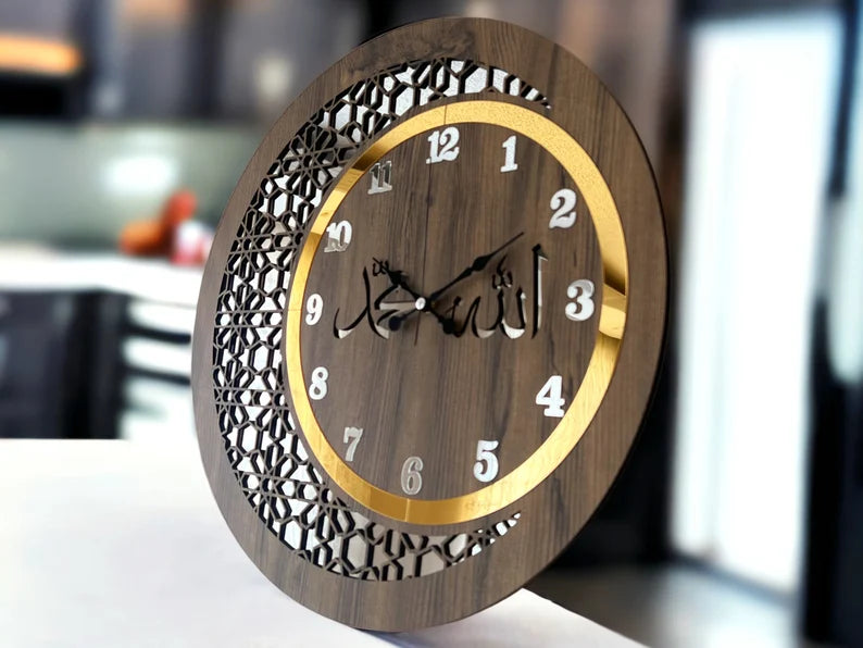 AM NEW 2C CLOCK BROWN & SILVER