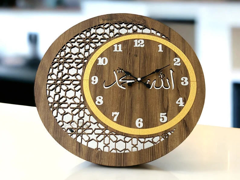 AM NEW 2C CLOCK BROWN & SILVER